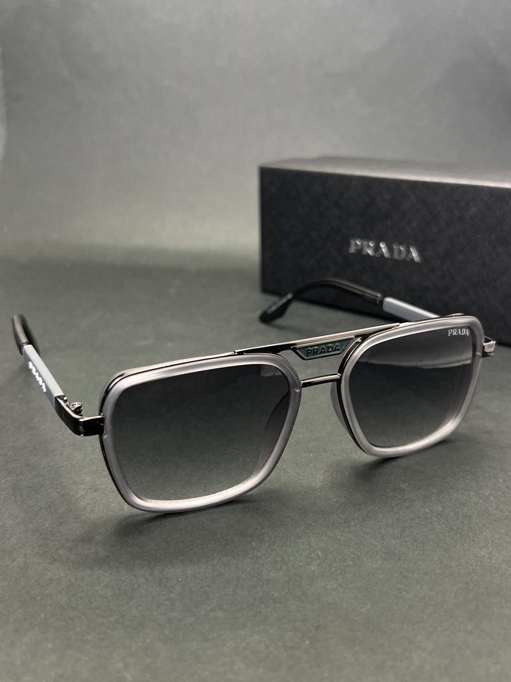 Prada PR17W