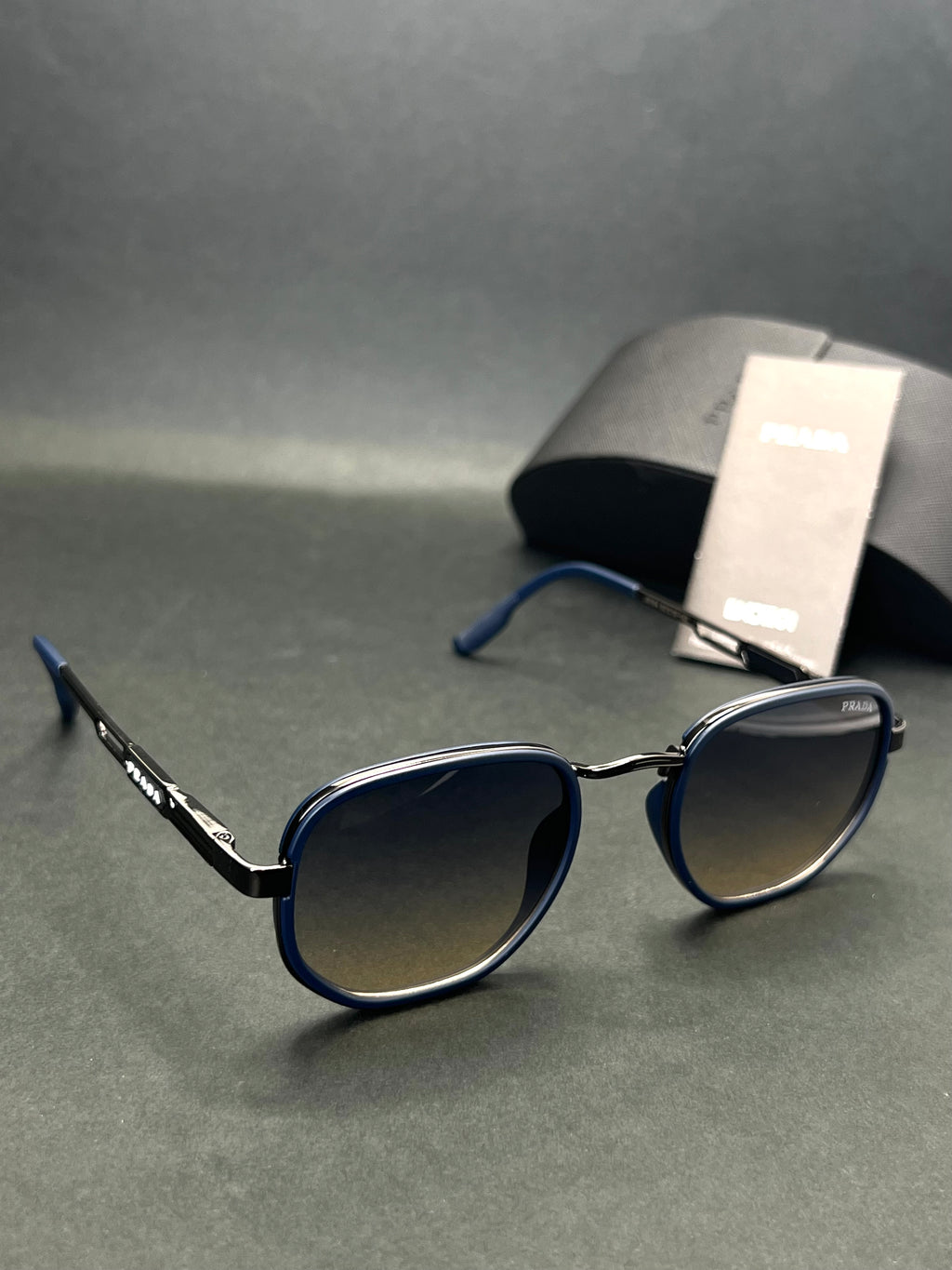 Prada Elite