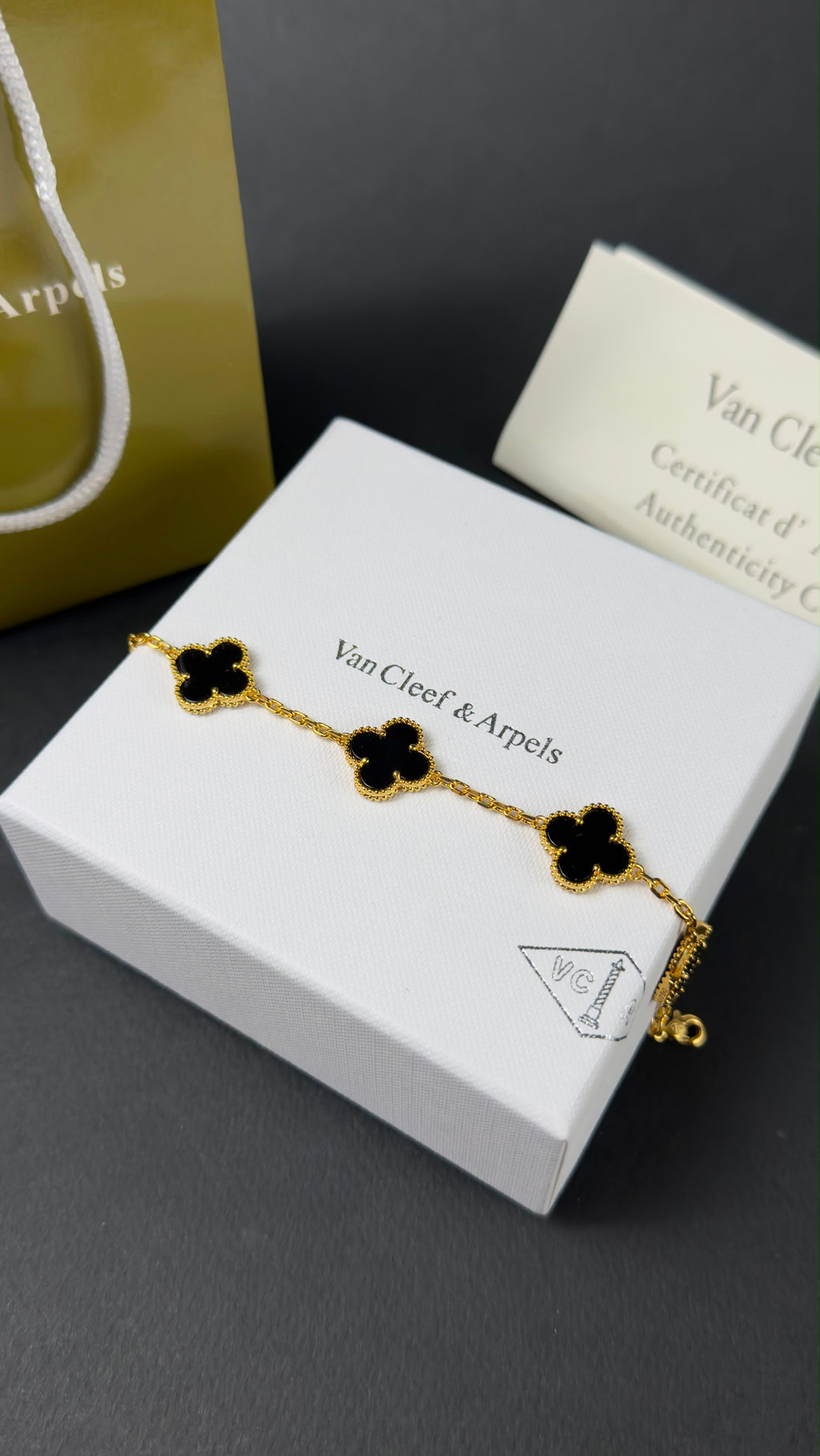 Vancleef Bracelet Unisex