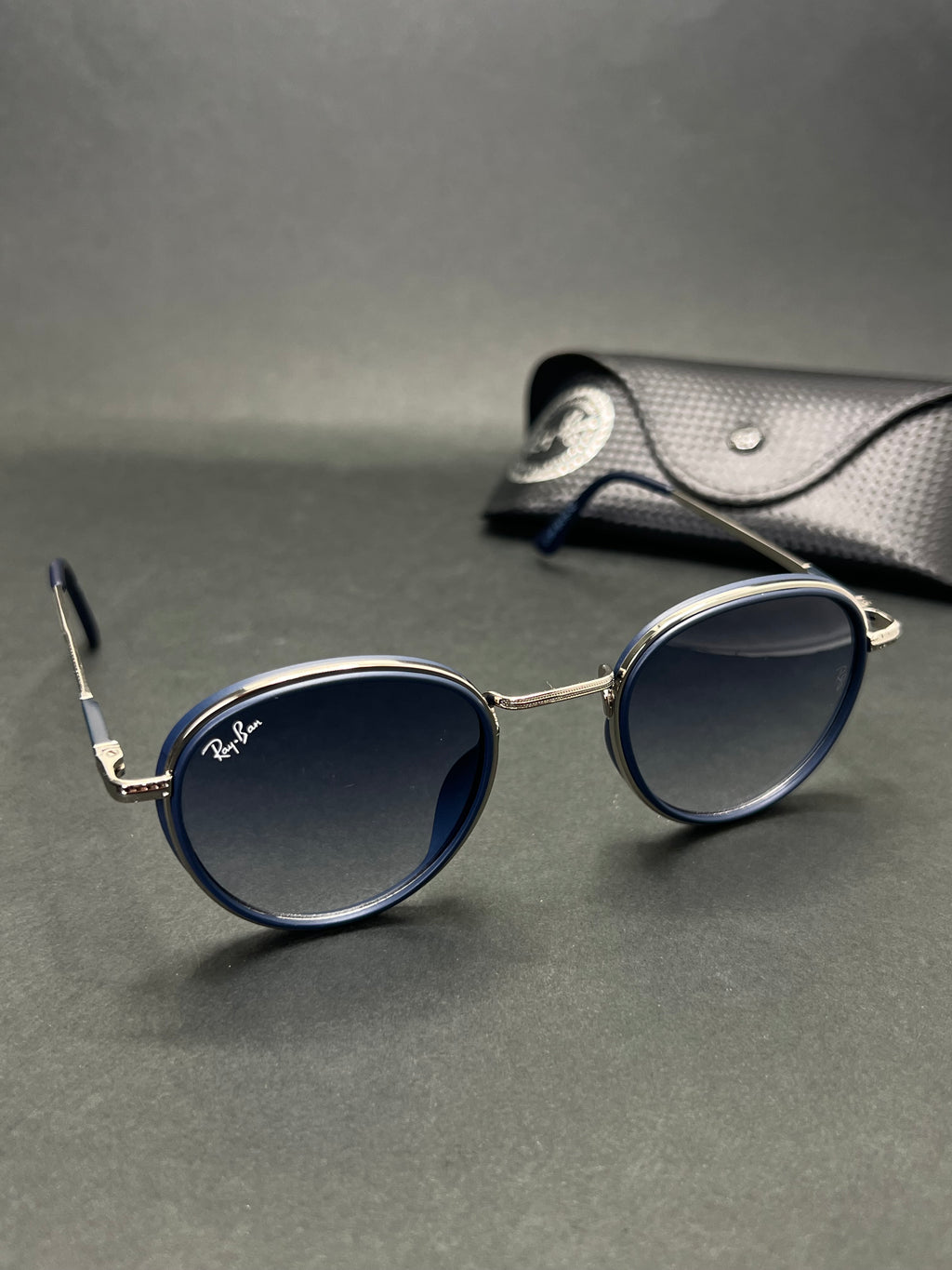 Ray-Ban Round