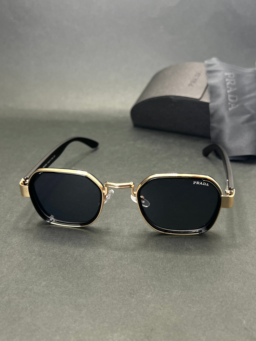Prada PR17W