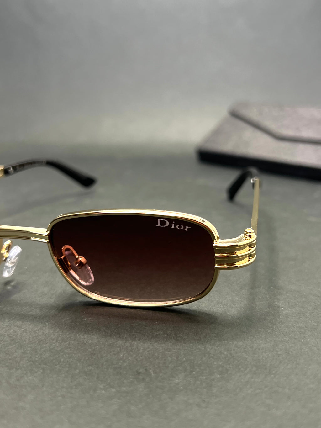 Dior Platinum 02