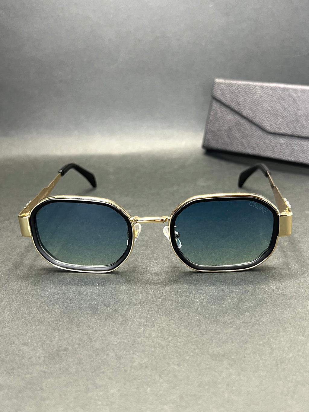 Céline CL957