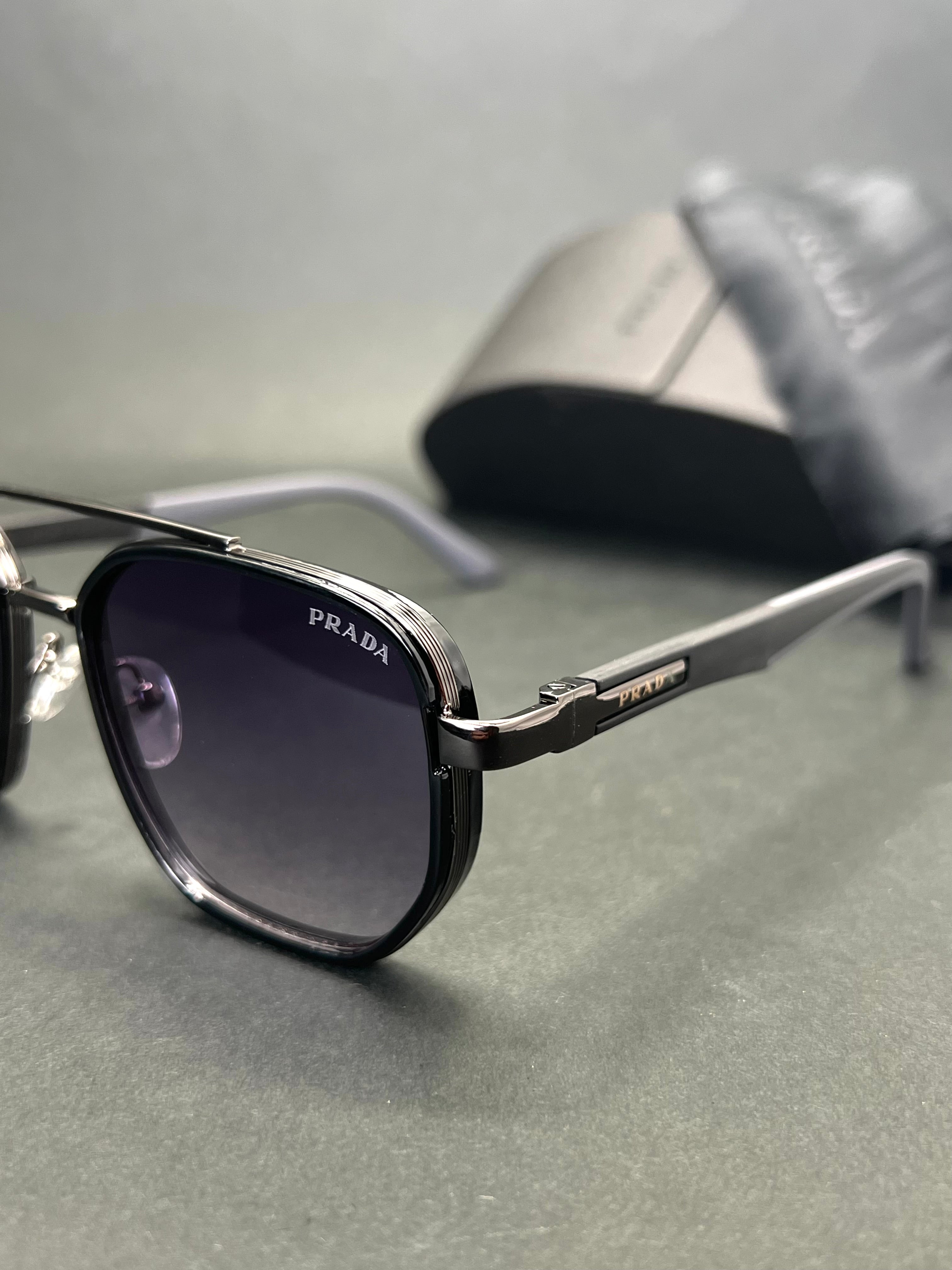 Prada PR9800