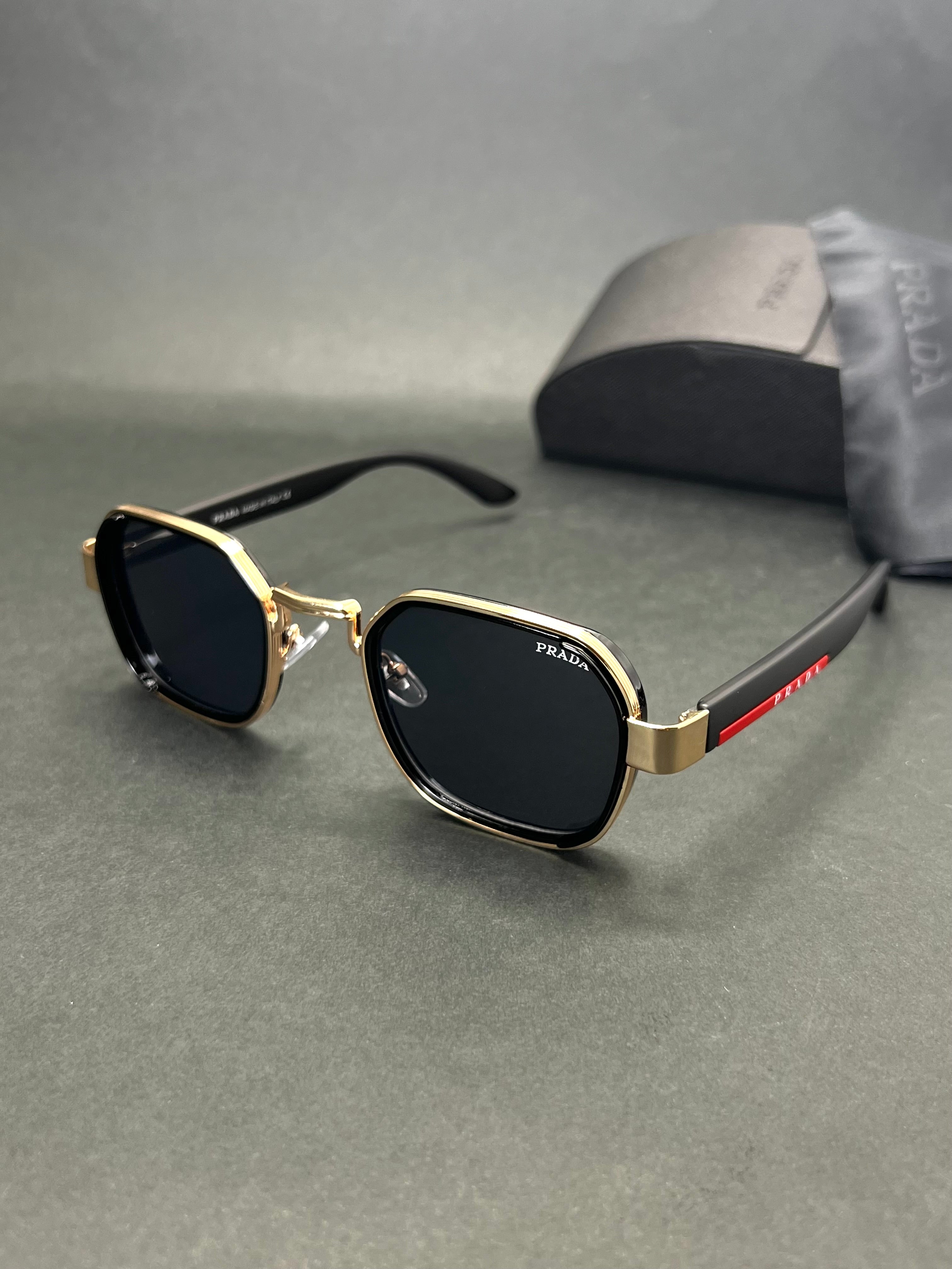 Prada PR17W