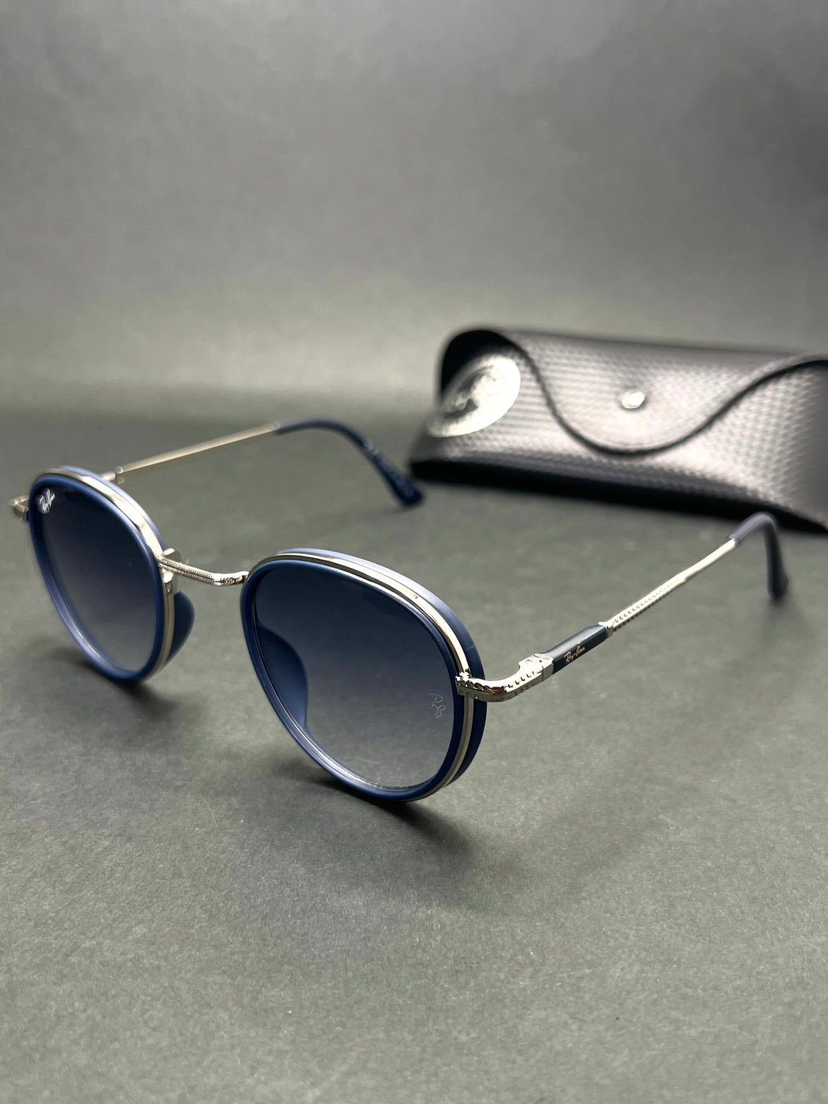 Ray-Ban Round