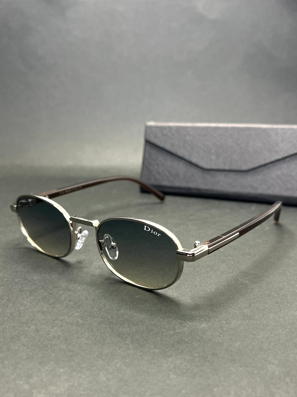 Dior platinum