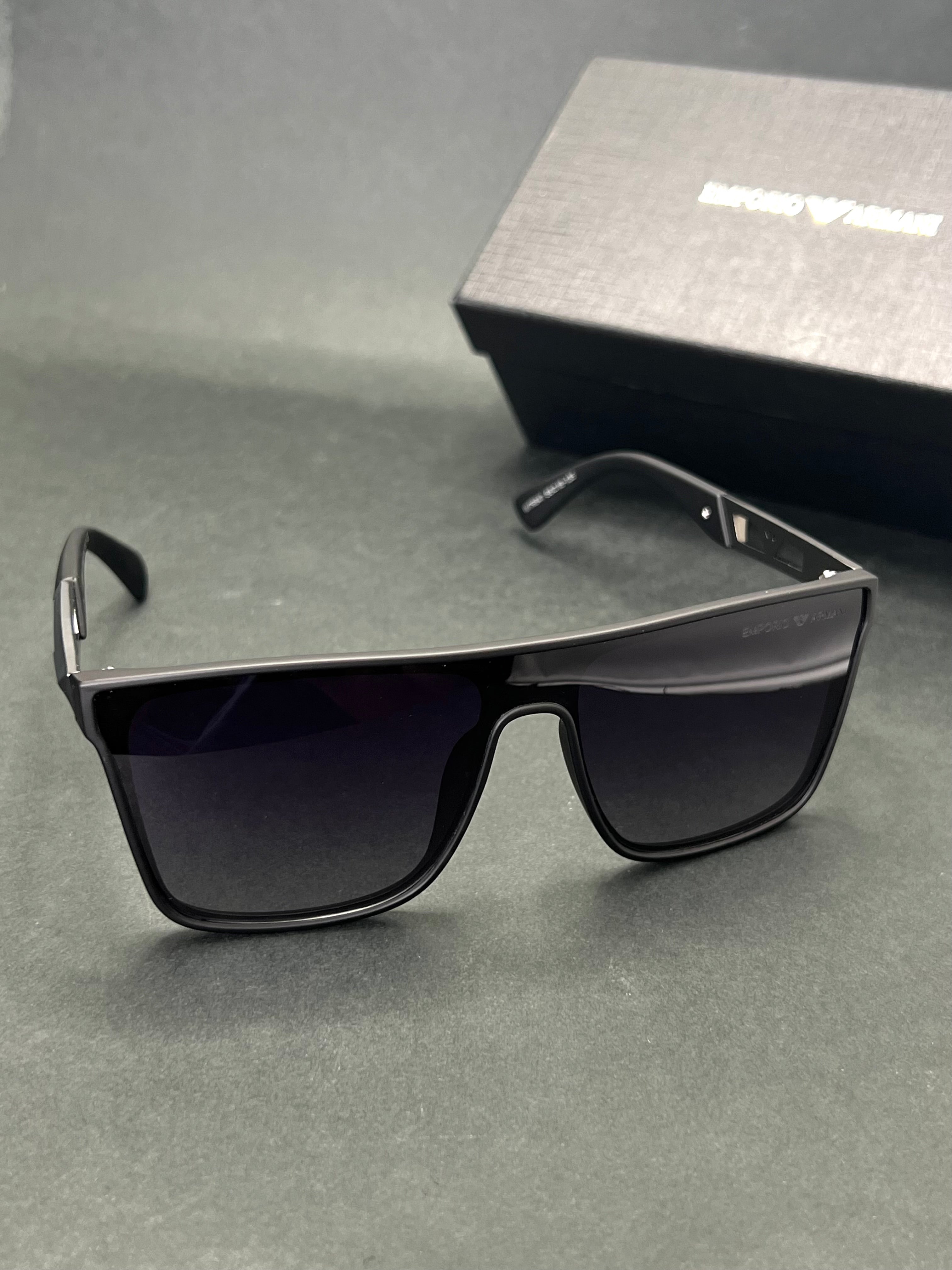 Emporio-Armani aura
