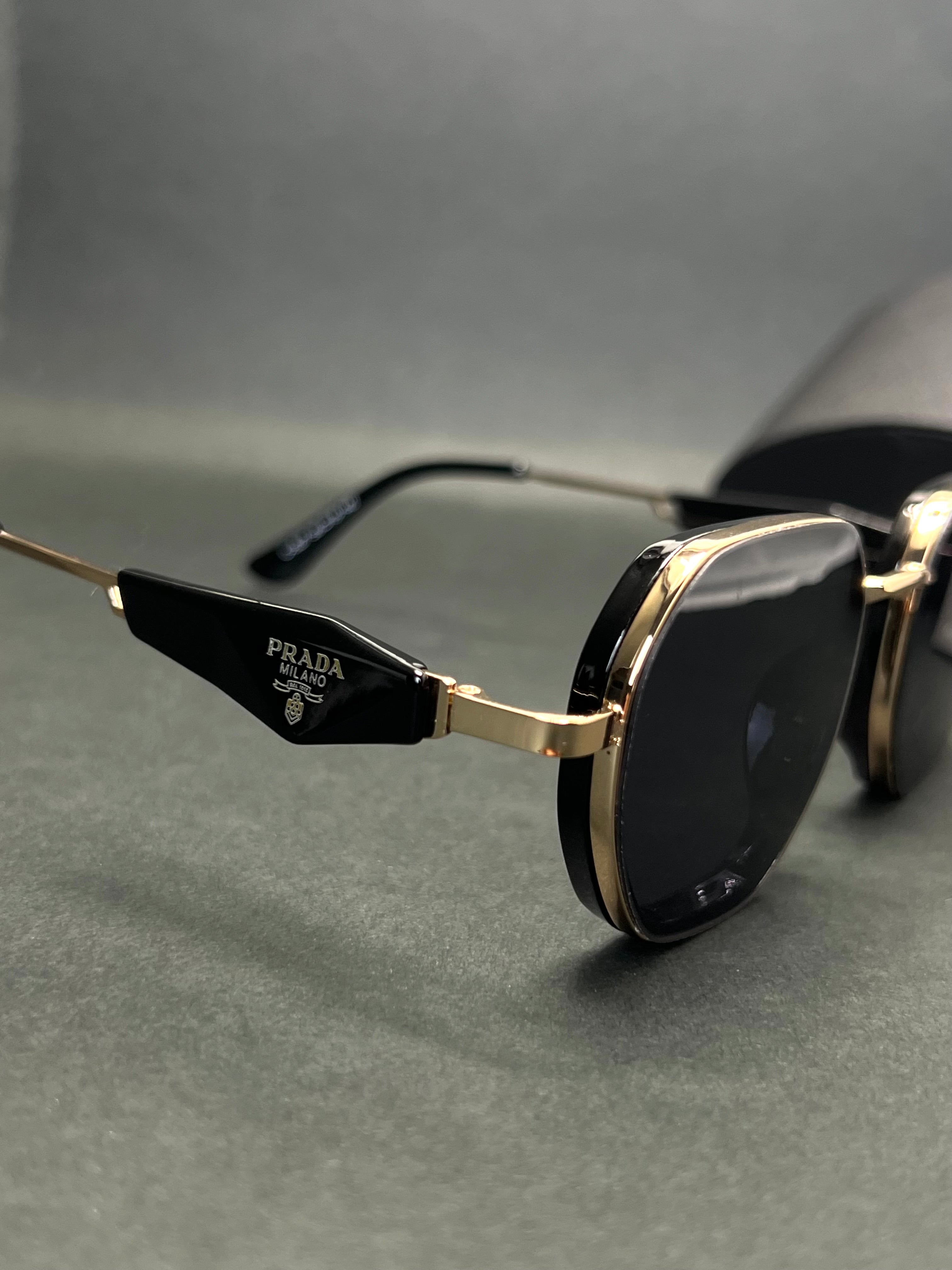 Prada PRZ89W