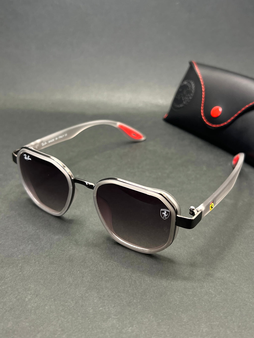 Ray-Ban Ferrari Scuderia