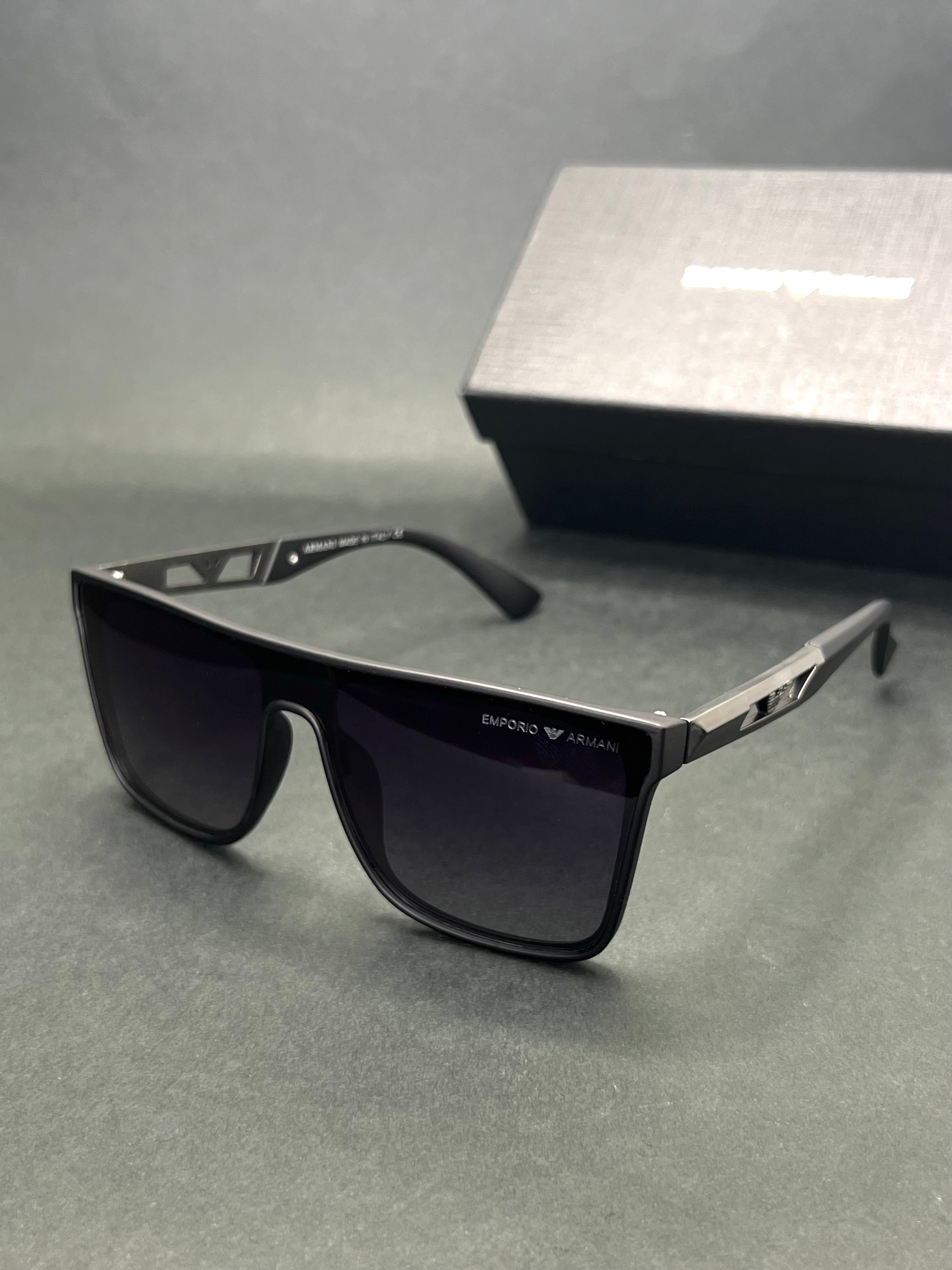 Emporio-Armani aura