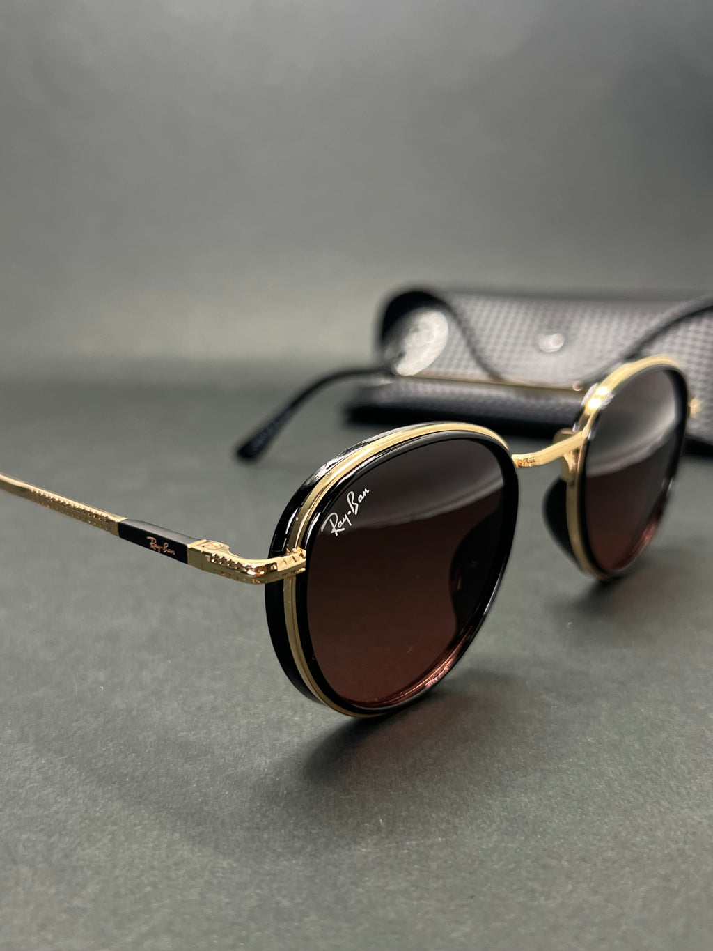 Ray-Ban Round