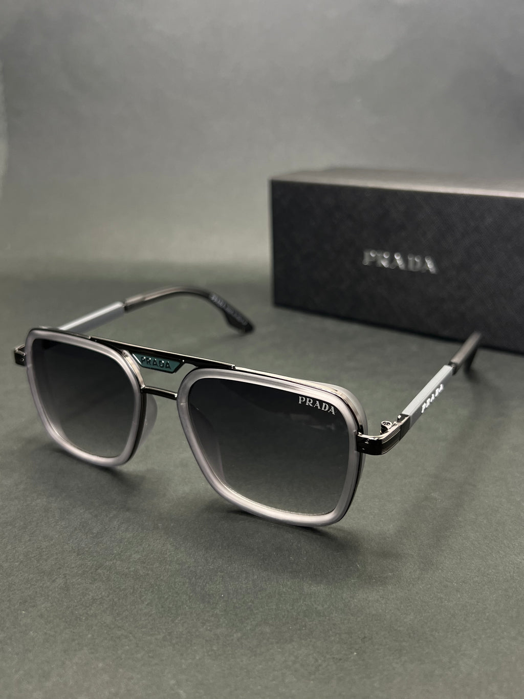 Prada PR17W