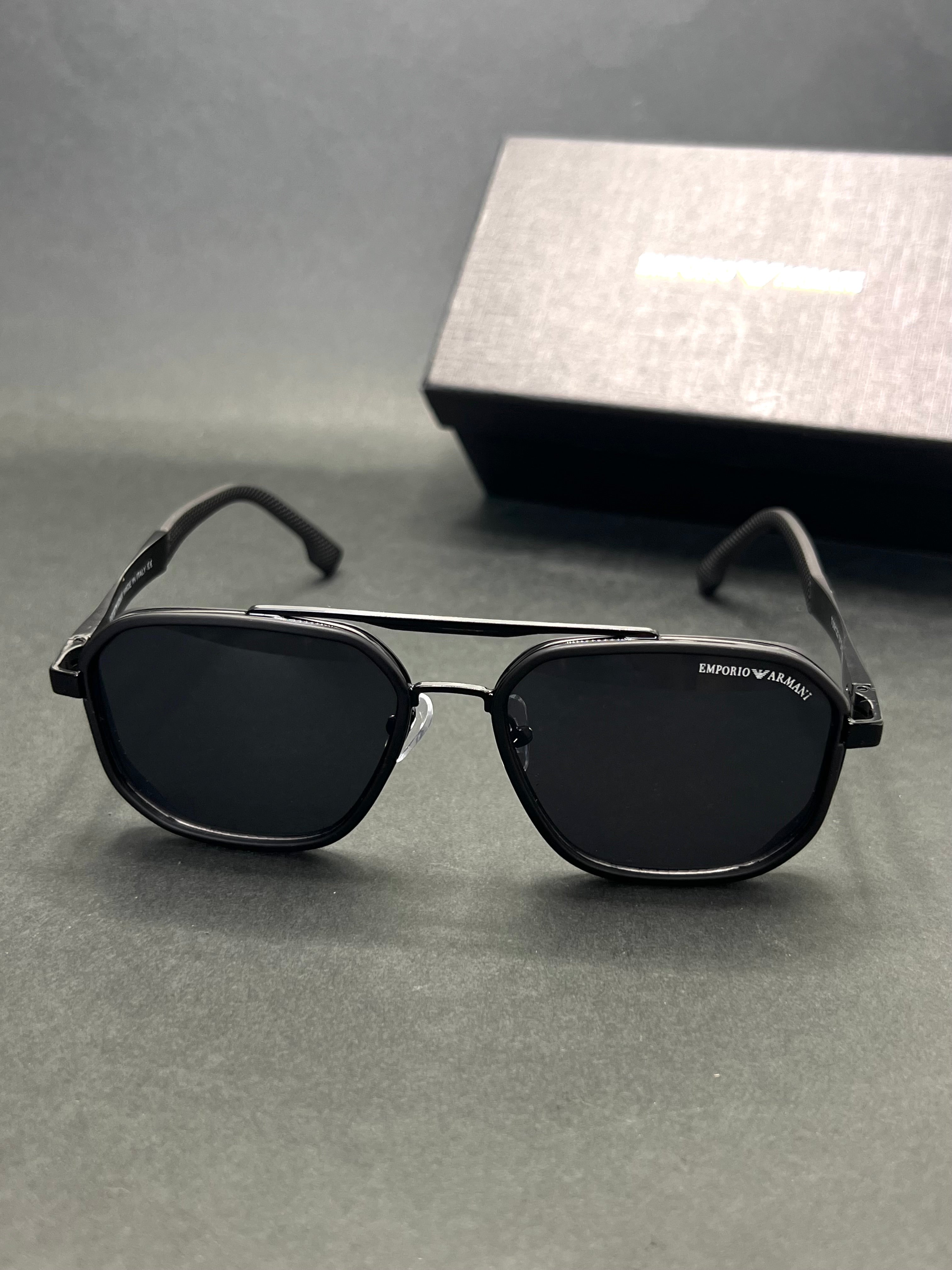 Emporio-Armani EMP