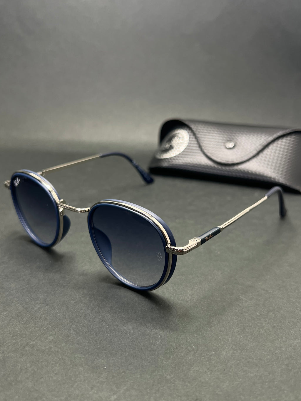 Ray-Ban Round