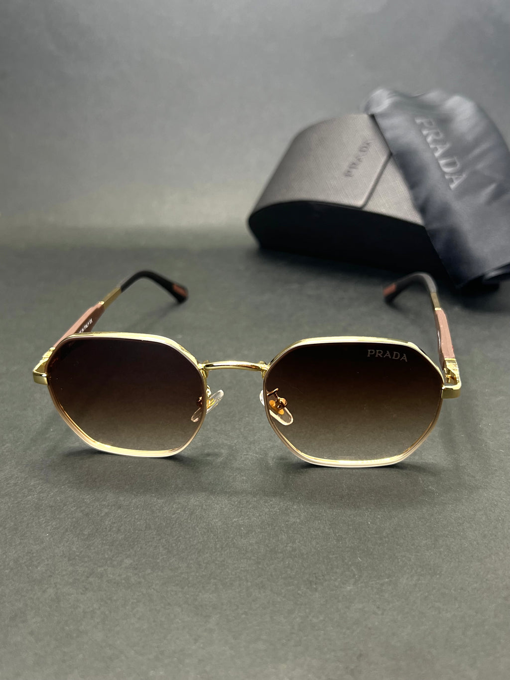 Prada freeze