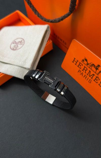 Hérmes Leather Bracelet
