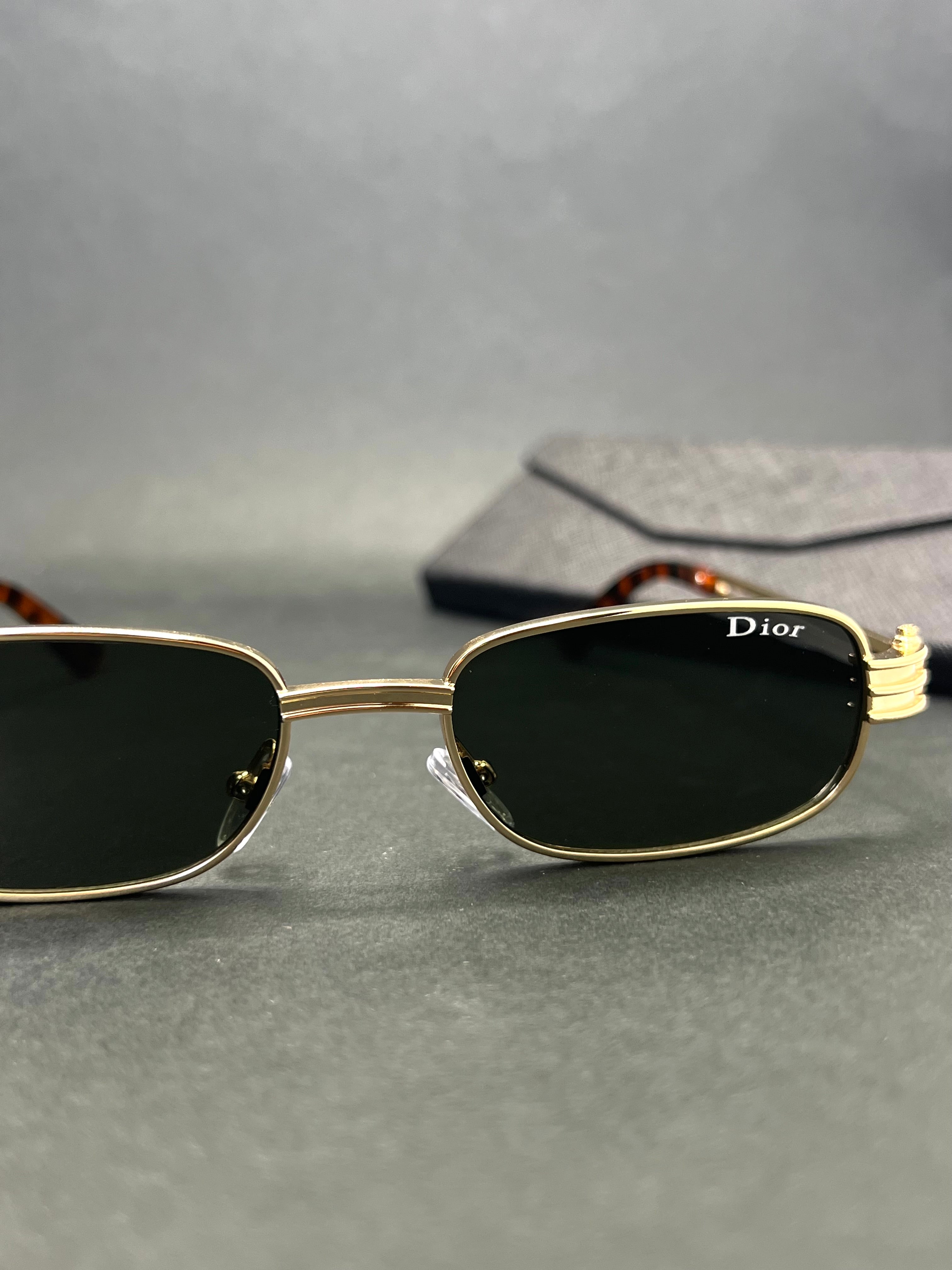 Dior Platinum 02