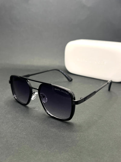 Marc-Jacobs Infinity