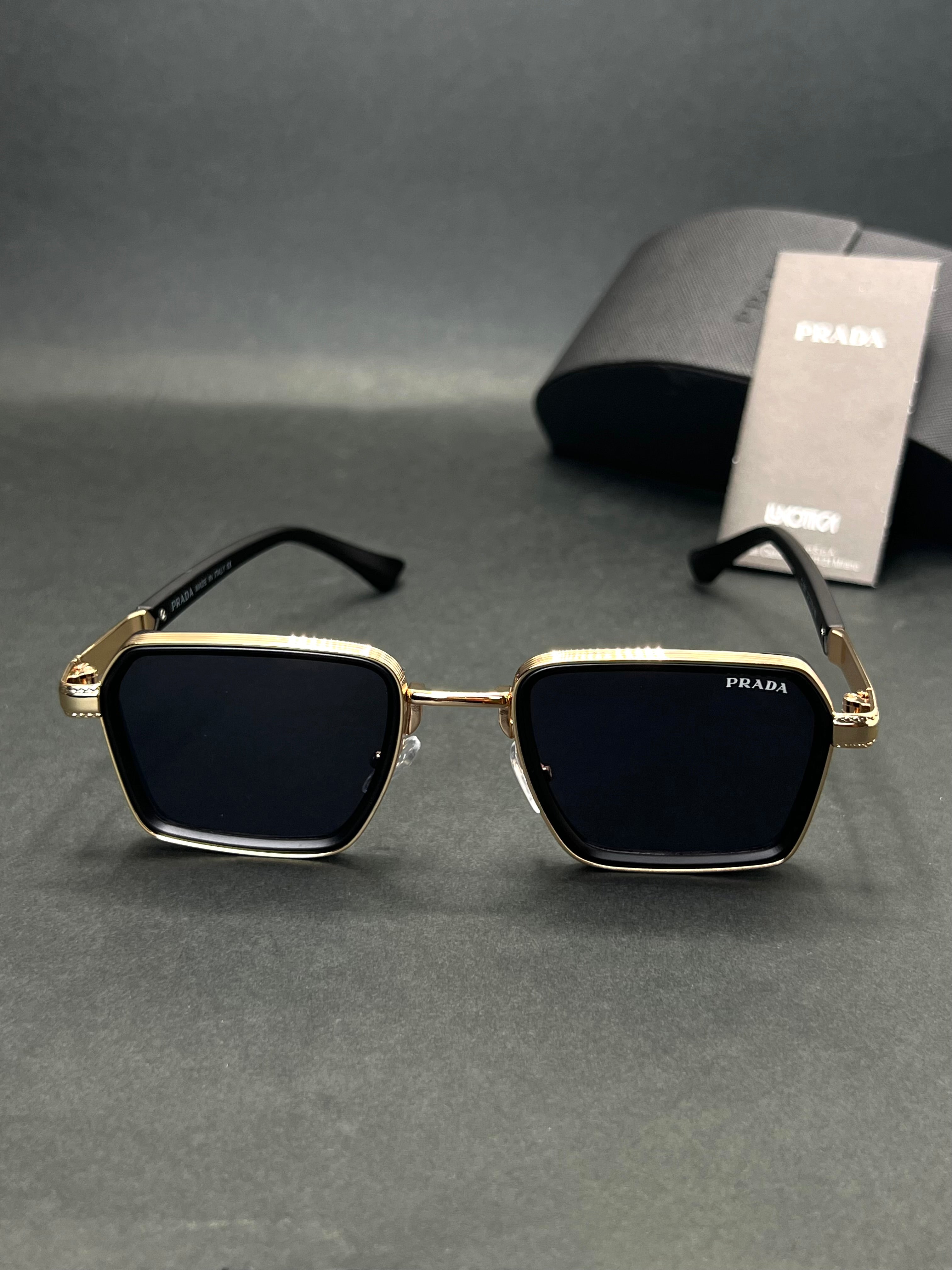 Prada Titan
