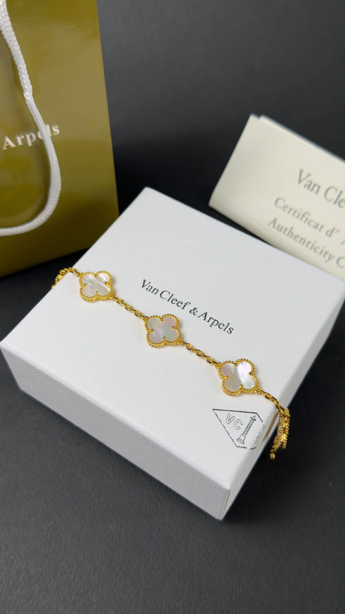Vancleef Bracelet Unisex