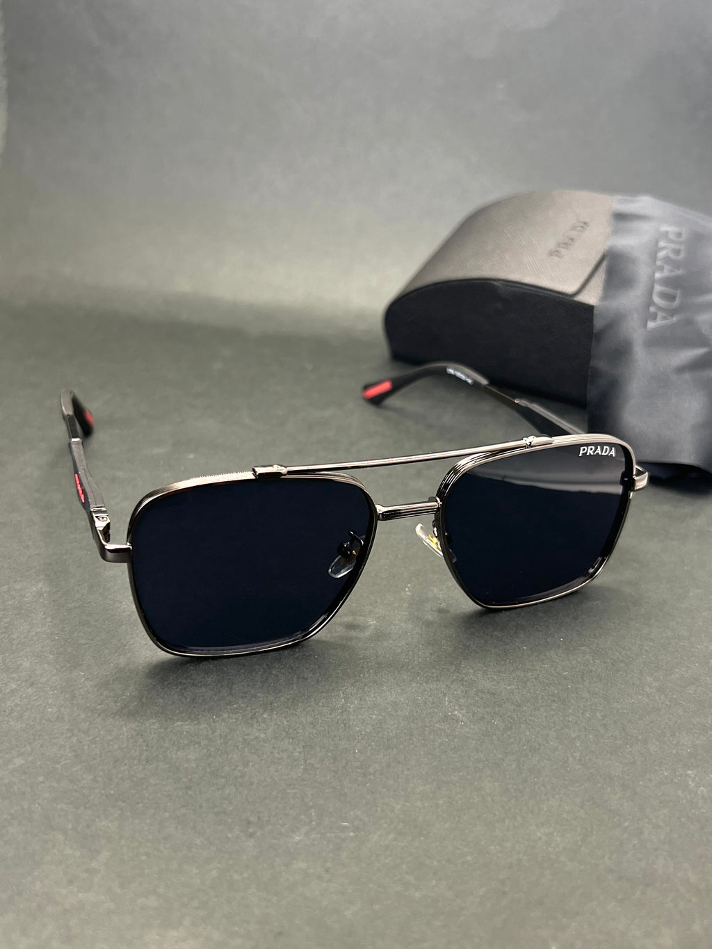 Prada PRZ17W
