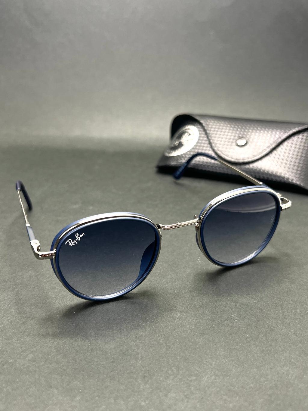 Ray-Ban Round