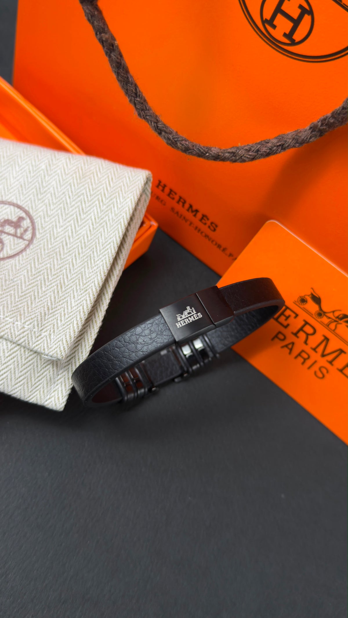 Hérmes Leather Bracelet