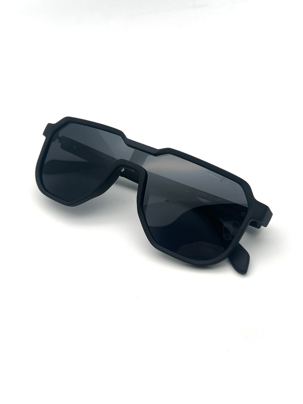 Emporio-Armani EA4351